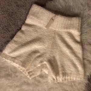 Skims cozy collection short